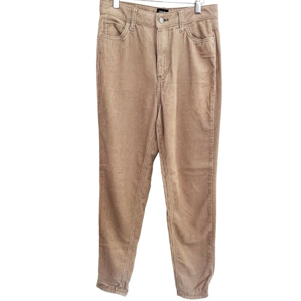 BDG Urban Outfitters tan corduroy MOM High Rise pants size 27.